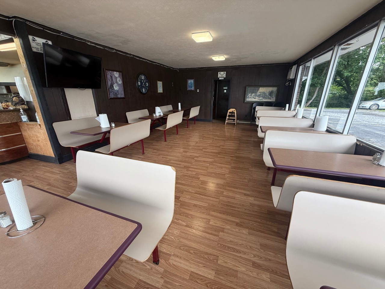 Generic restaurant dining room